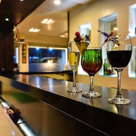 Hotel Peace Park Панвел Екстериор снимка